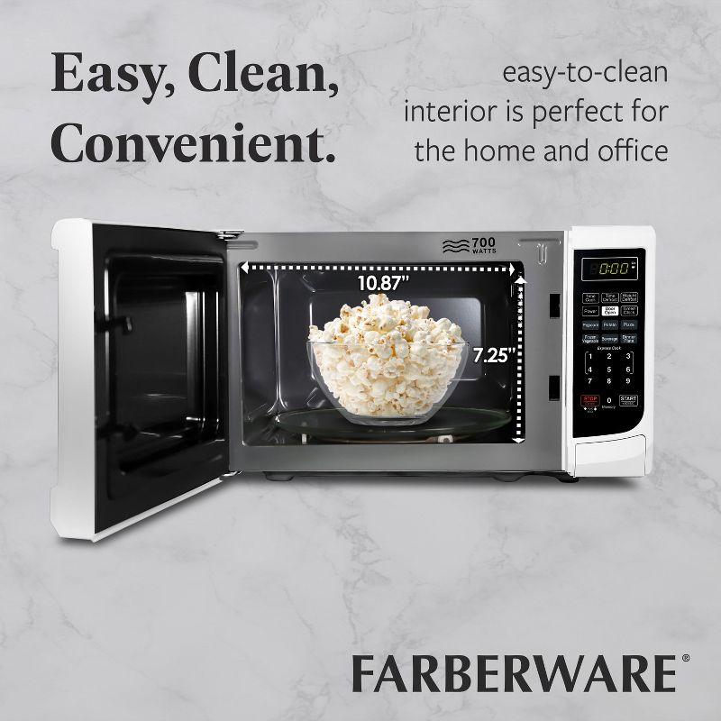 Farberware Farberware Countertop Microwave .7 Cu. Ft. 700-Watt Compact Microwave Oven FMO07ABTWHA