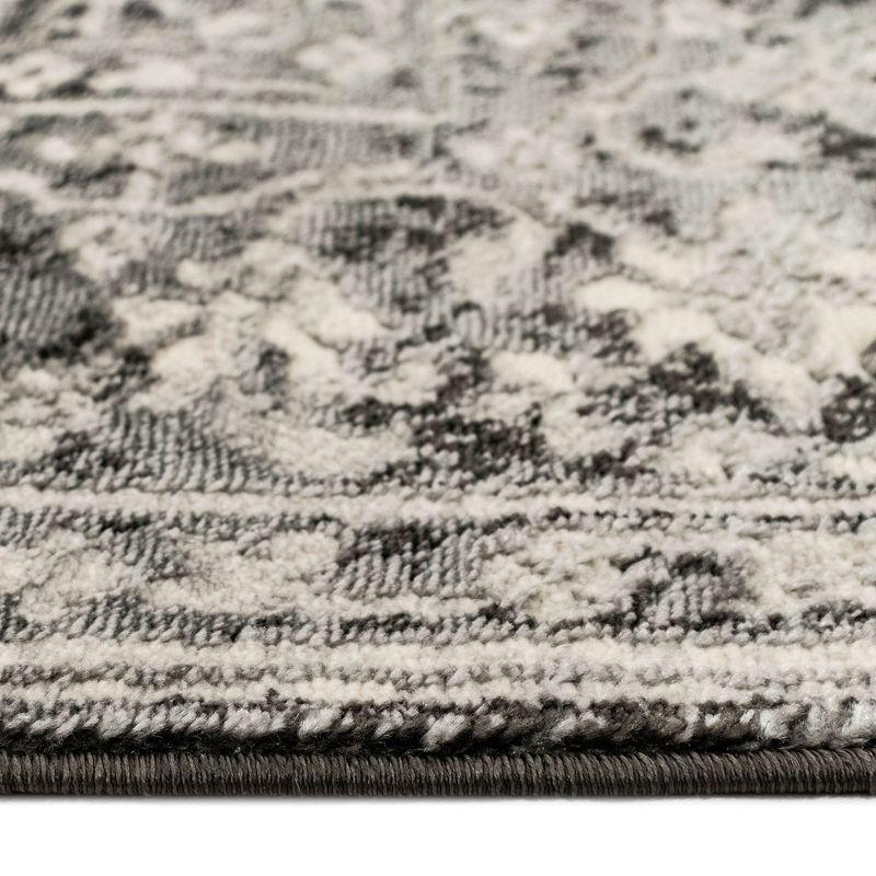 Liora Manne Soho Heriz Indoor Rug Black 5'3" x 7'6"