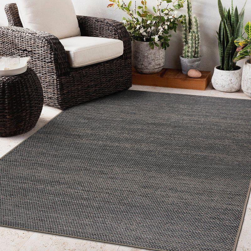 World Rug Gallery Contemporary Abstract Indoor/Outdoor Area Rug - Gray 5' x 7'