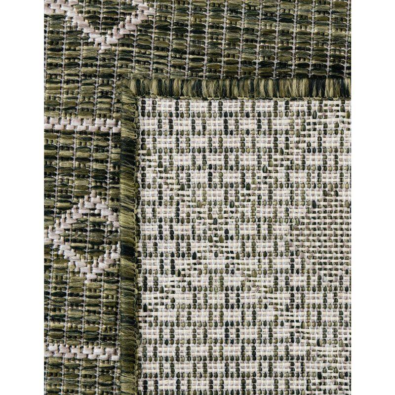 Easy-Care Green Trellis 6' x 9' Outdoor Synthetic Rug