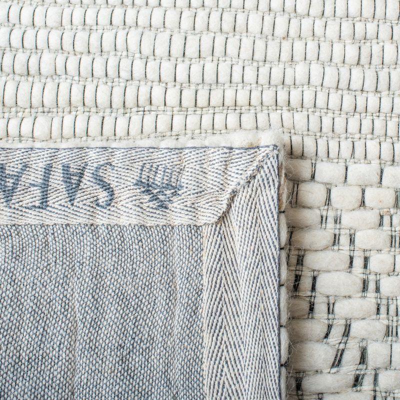 Marbella MRB908 Hand Loomed Area Rug - Ivory/Beige - 8'x10' - Safavieh.