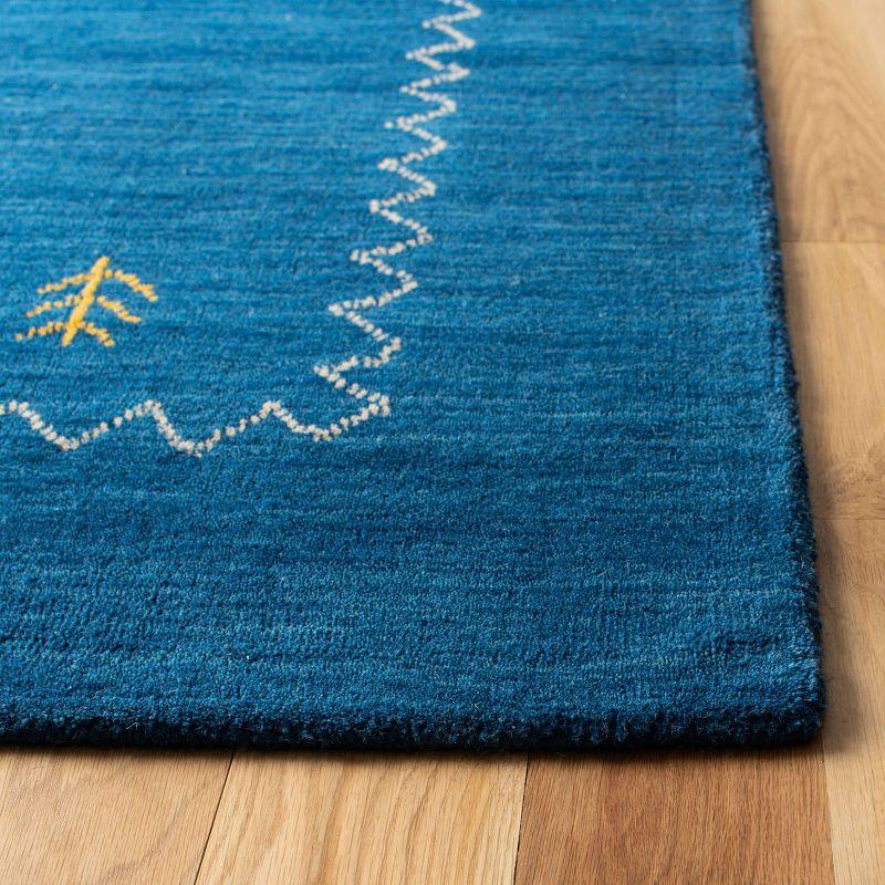 Himalaya HIM583 Hand Loomed Area Rug - Blue - 4'x6' - Safavieh.