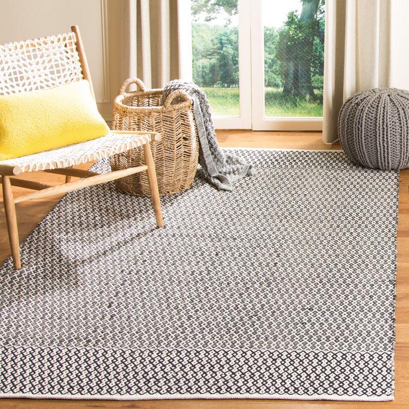 Montauk MTK339 Hand Woven Area Rug  - Safavieh