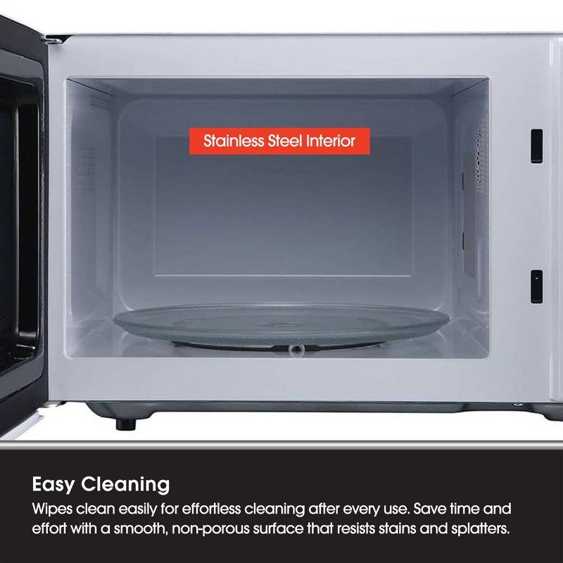 Magic Chef 0.9 Cubic Feet 900 Watt Countertop Microwave