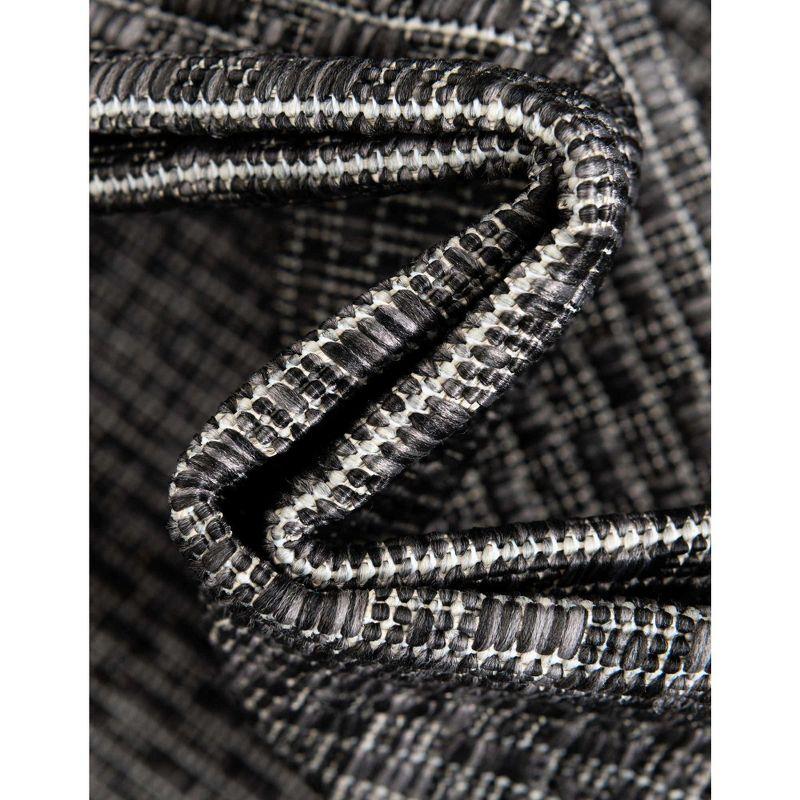 Unique Loom 5' 1 x 8' 0 Rectangle Indoor/Outdoor Solid Black Area Rug