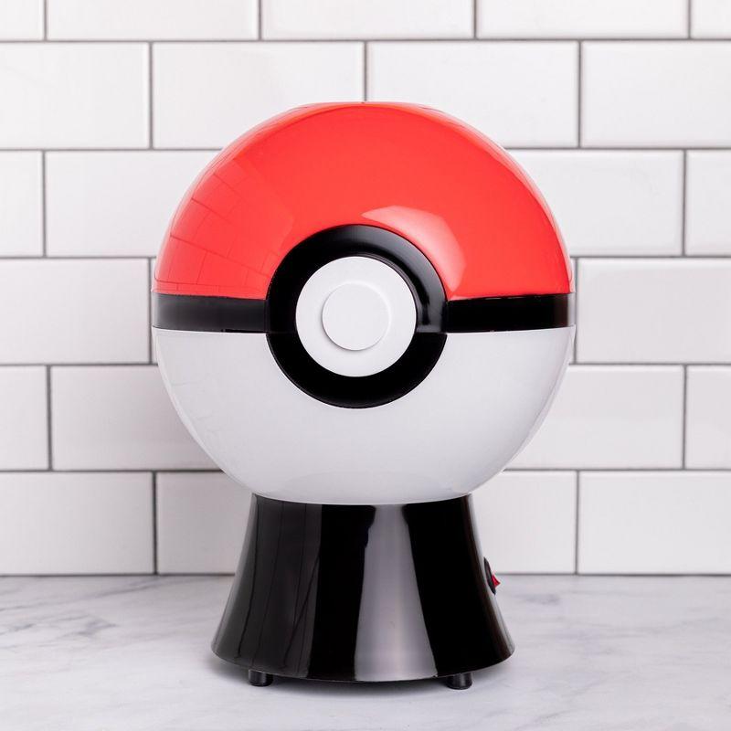 Uncanny Brands Pokmon Pokeball Popcorn Maker