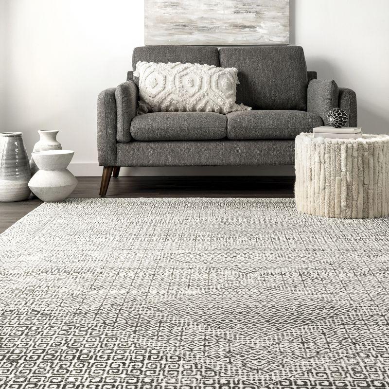 Gray Abstract Synthetic 8' x 10' Easy-Care Area Rug