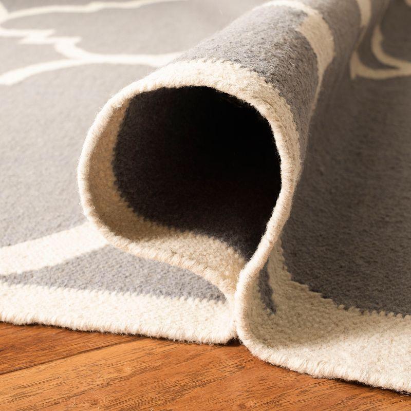 Dhurries DHU633 Hand Woven Area Rug - Grey/Ivory - 5'x8' - Safavieh.