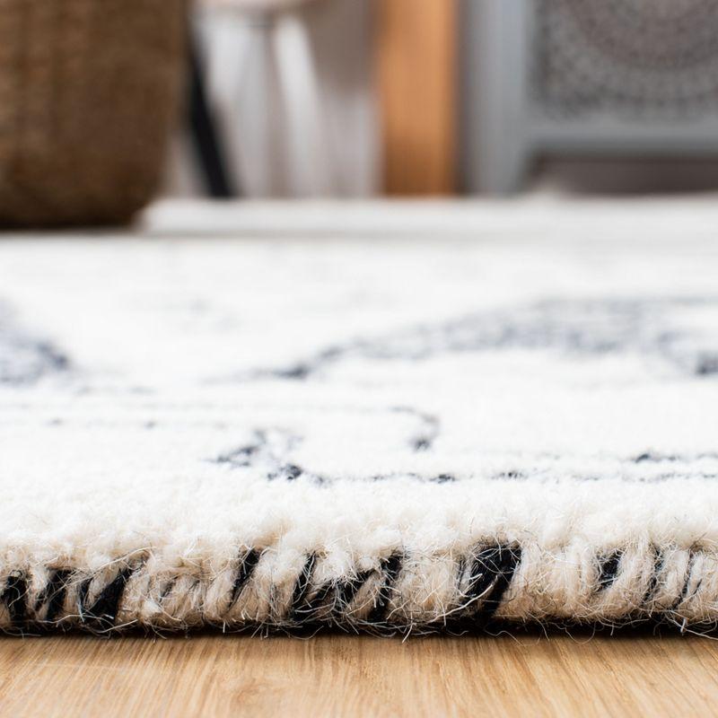 Abstract ABT657 Handmade Indoor Area Rug - Ivory/Gold - 9'x12' - Safavieh