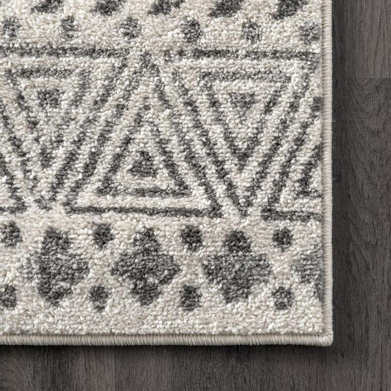 Nuloom Camila Geometric 3x5 Accent Indoor Area Rug for Living Room Bedroom Dining Room Entryway Kitchen, Off White/Ivory