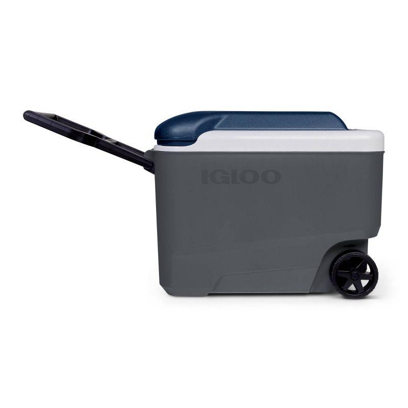 Igloo MaxCold 40qt Rolling Cooler - Carbonite