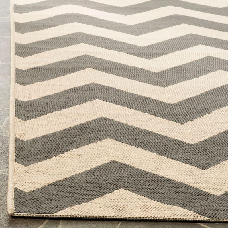 Courtyard CY6244 Power Loomed Indoor and Outdoor Area Rug - Grey/Beige - 5'3"x7'7" - Safavieh
