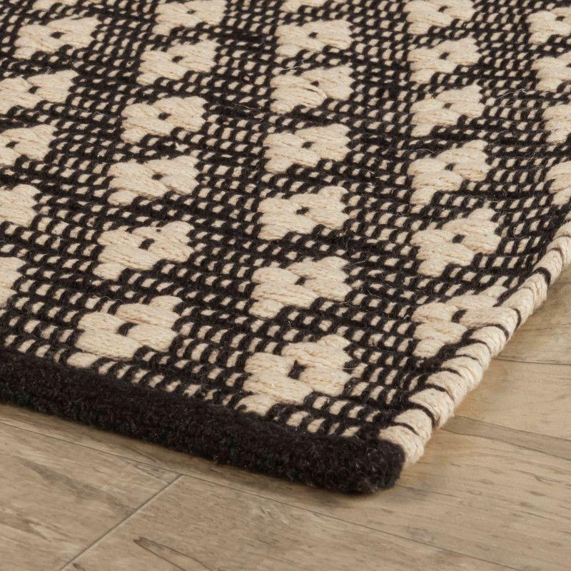 Dainty Diamond Black Handwoven Cotton Rectangular Rug, 4' x 6'