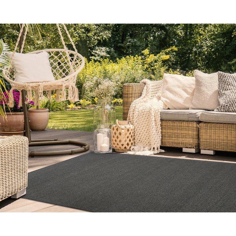 Charcoal Flat Woven Reversible Indoor/Outdoor Rug 5' x 7'