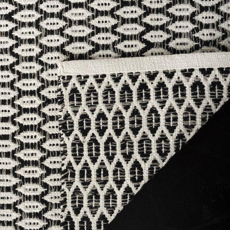 Coastal Charm Hand-Woven Black/Ivory Cotton Area Rug 8' x 10'