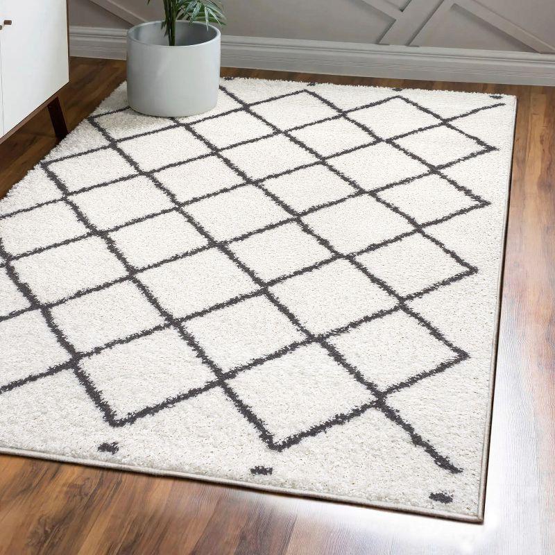 5'x8' Cami Moroccan Style Diamond Shag Area Rug, White - JONATHAN Y