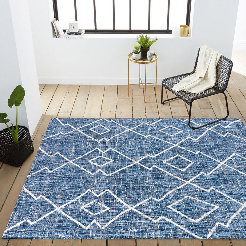 Carwa  Diamond Trellis Indoor/Outdoor Area Rug - JONATHAN Y