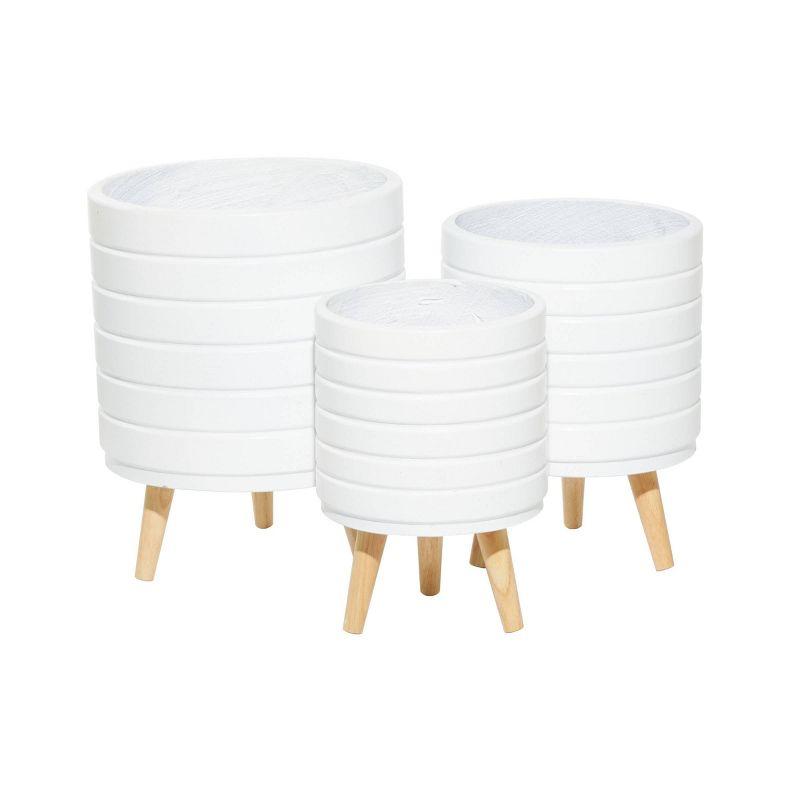 Cosmoliving By Cosmopolitan Set Of 3 White Wood Planter 14", 16", 18"H