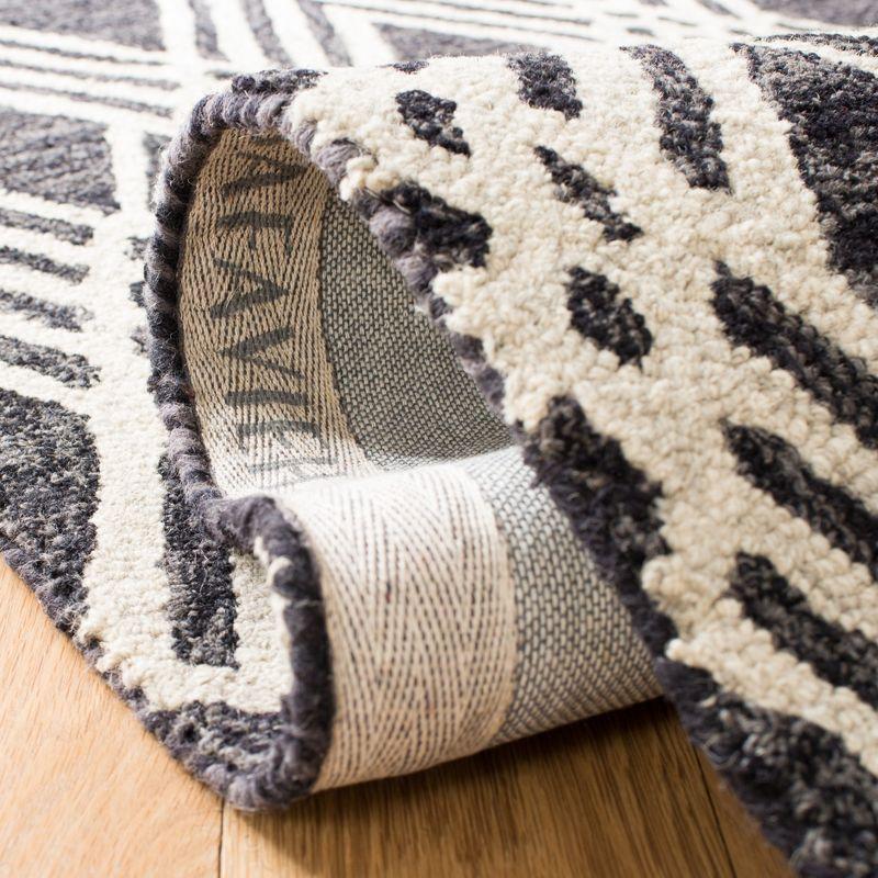 Micro-Loop MLP155 Hand Tufted Area Rug - Charcoal/Ivory - 5'x8' - Safavieh.