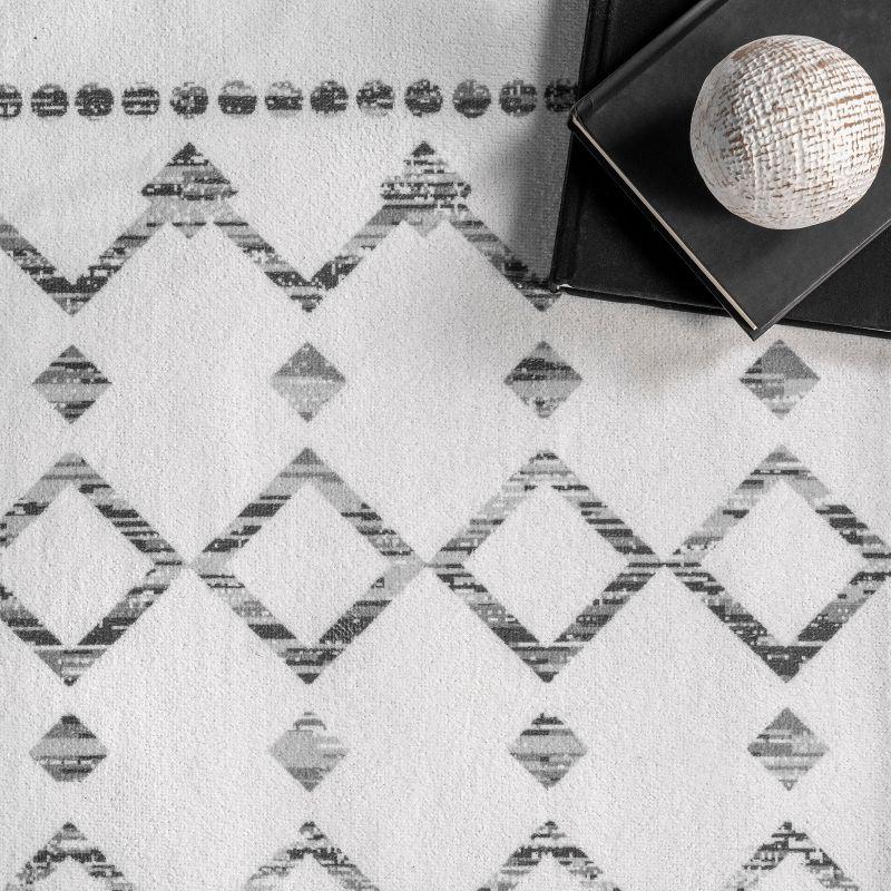 Nuloom Moroccan Blythe Pet Friendly Machine Washable Area Rug, Square 6' x 6', Grey
