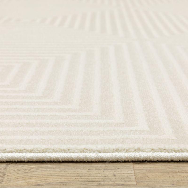 Oriental Weavers Raylan RAY04 Ivory/ Beige Indoor Area Rug - 5'3" x 7'6"