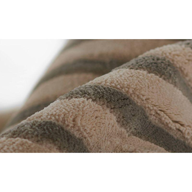 Momeni 2'3"x7'6" Xander Maxwell Machine Loomed Runner Rug Gray: Geometric Pattern, Indoor, Low Pile, Polyester & Polypropylene