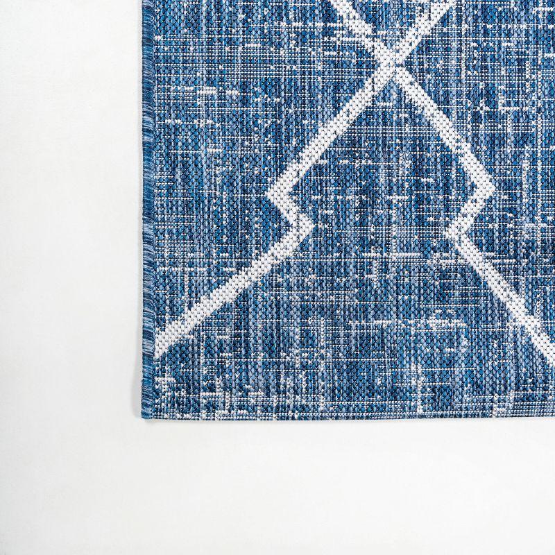 2'x8' Carwa  Diamond Trellis Indoor/Outdoor Runner Rug, Blue/Ivory - JONATHAN Y