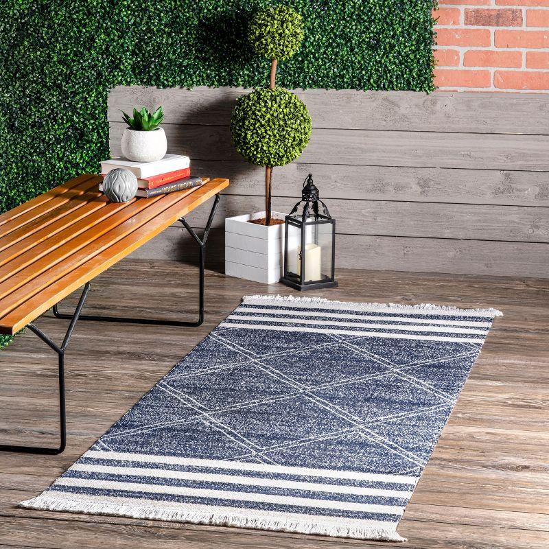 Nuloom Roberge Coastal Indoor/Outdoor Area Rug