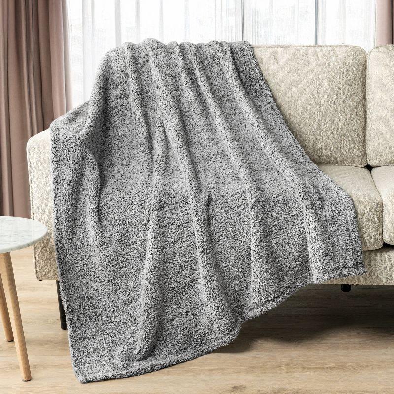 Pavilia Hand Woven Throw Blanket