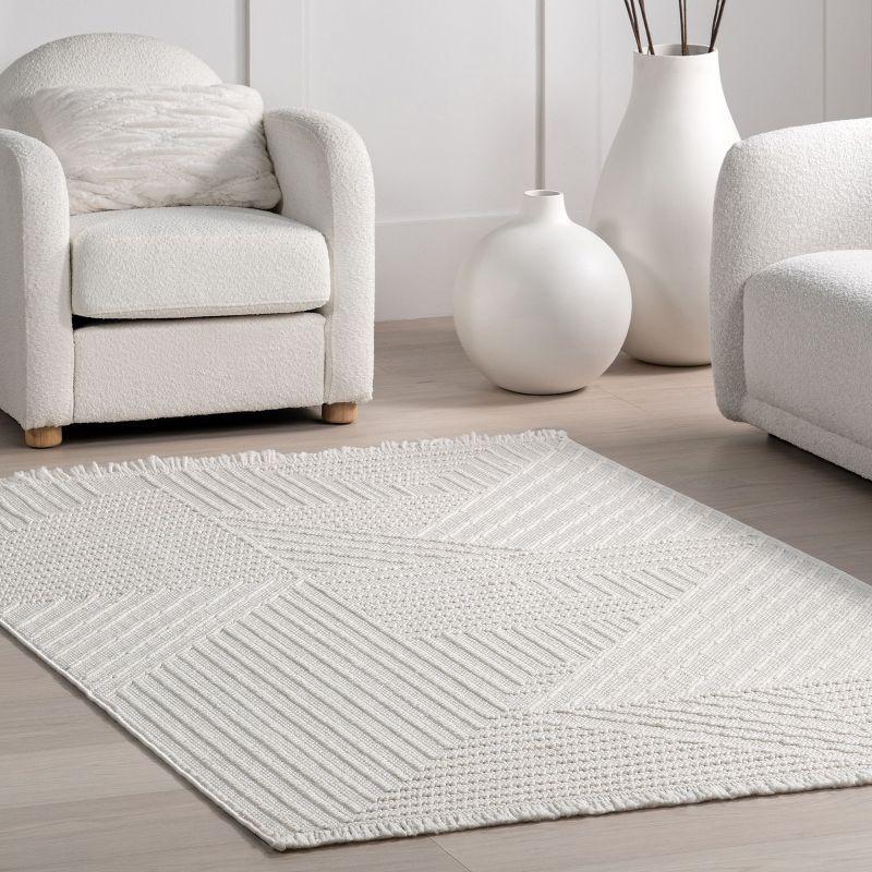 Nuloom Makena Modern Geometric High-Low Indoor Area Rug