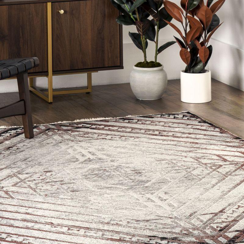 Nuloom Jesse Geometric Faded Fringe Indoor Area Rug