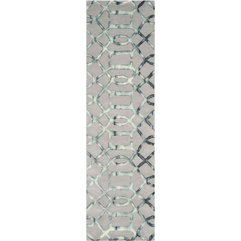 Dip Dye DDY712 Hand Tufted Area Rug  - Safavieh