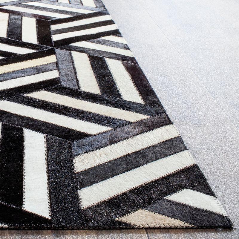 Studio Leather STL219 Hand Woven Indoor Area Rug - Ivory/Black - 8'x10' - Safavieh