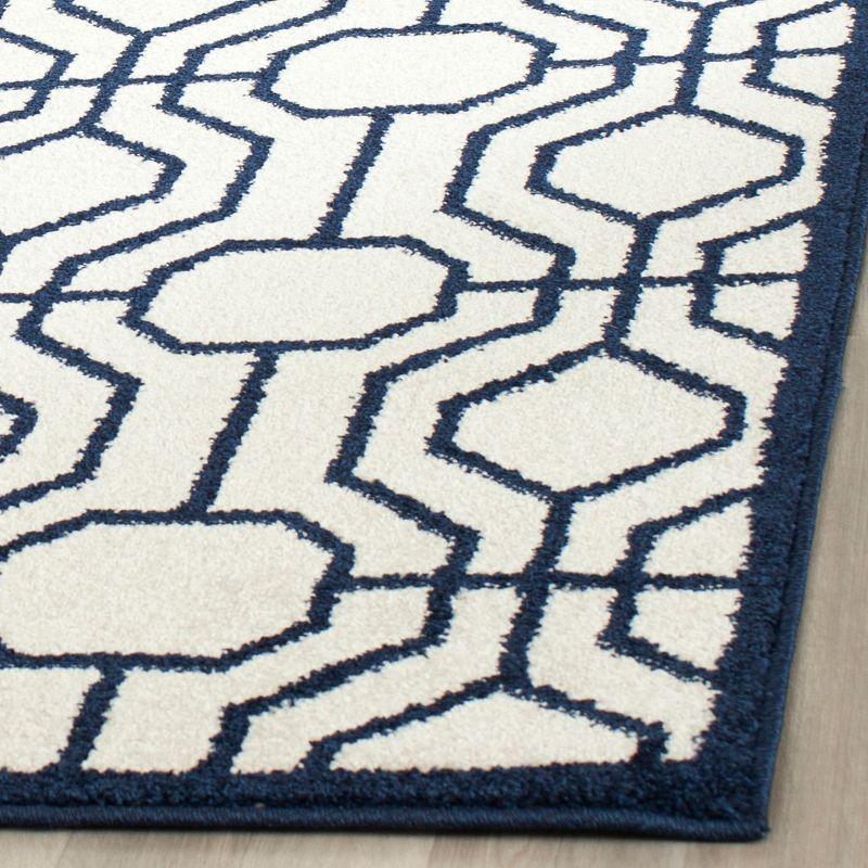 Wheatfield Geometric Easy-Care Cotton Blend 5' x 8' Area Rug