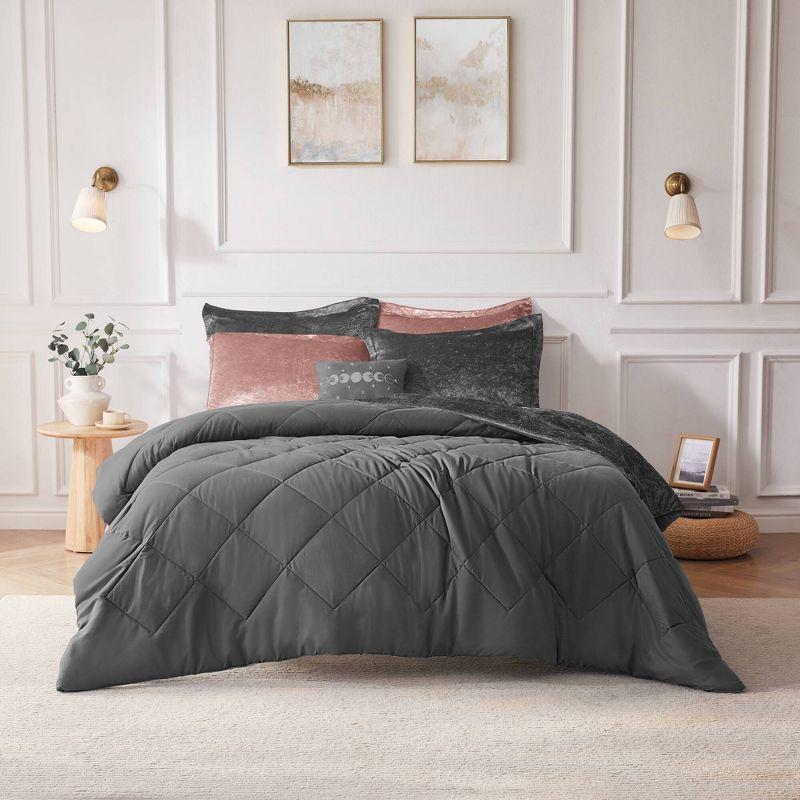 Intelligent Design Felicia Crushed Velvet Comforter Set with Throw Pillow