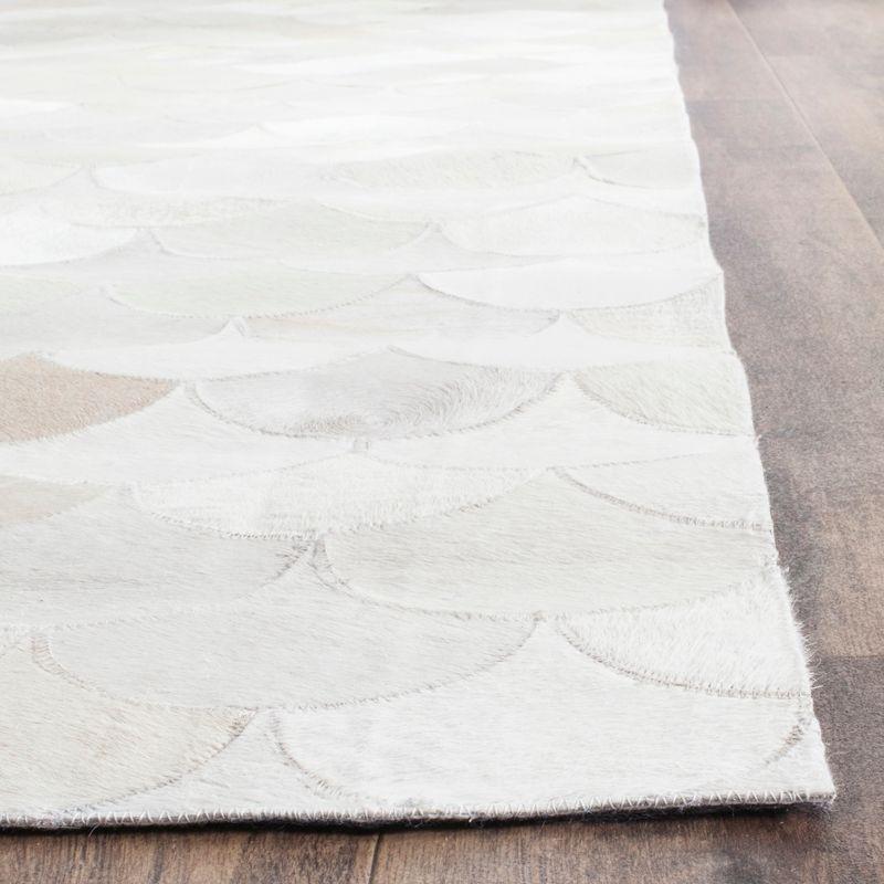 Studio Leather STL311 Hand Woven Area Rug - Ivory/Grey - 5'x8' - Safavieh.