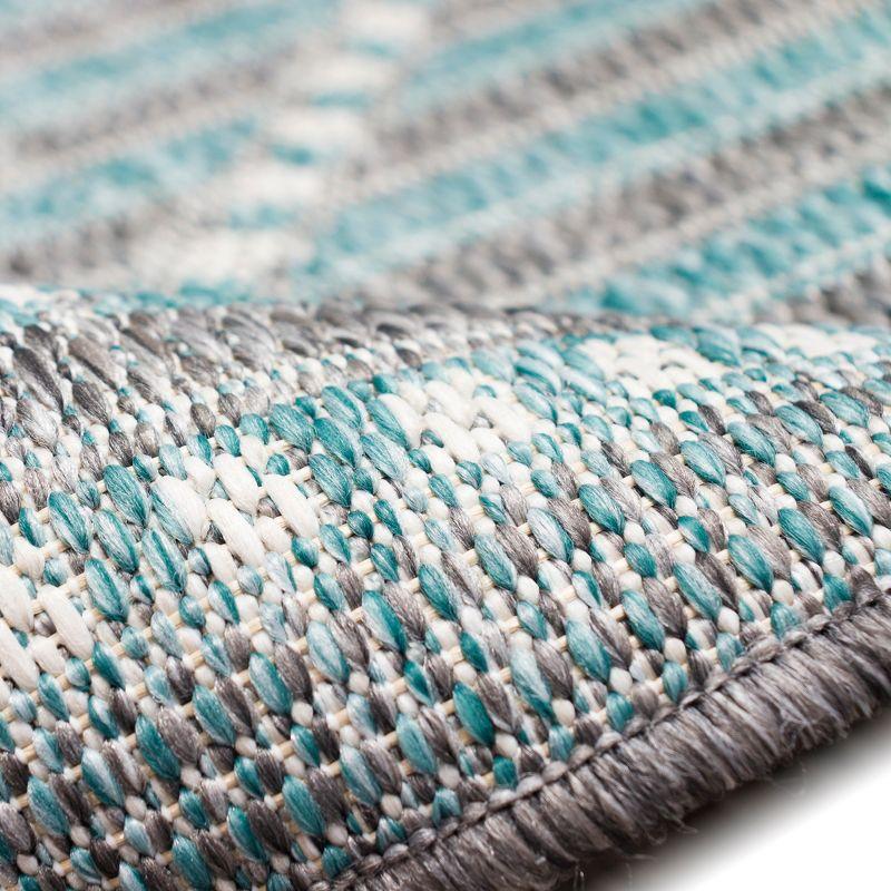 Liora Manne Malibu Checker Diamond Indoor/Outdoor Rug Aqua 3'3" x 4'11"