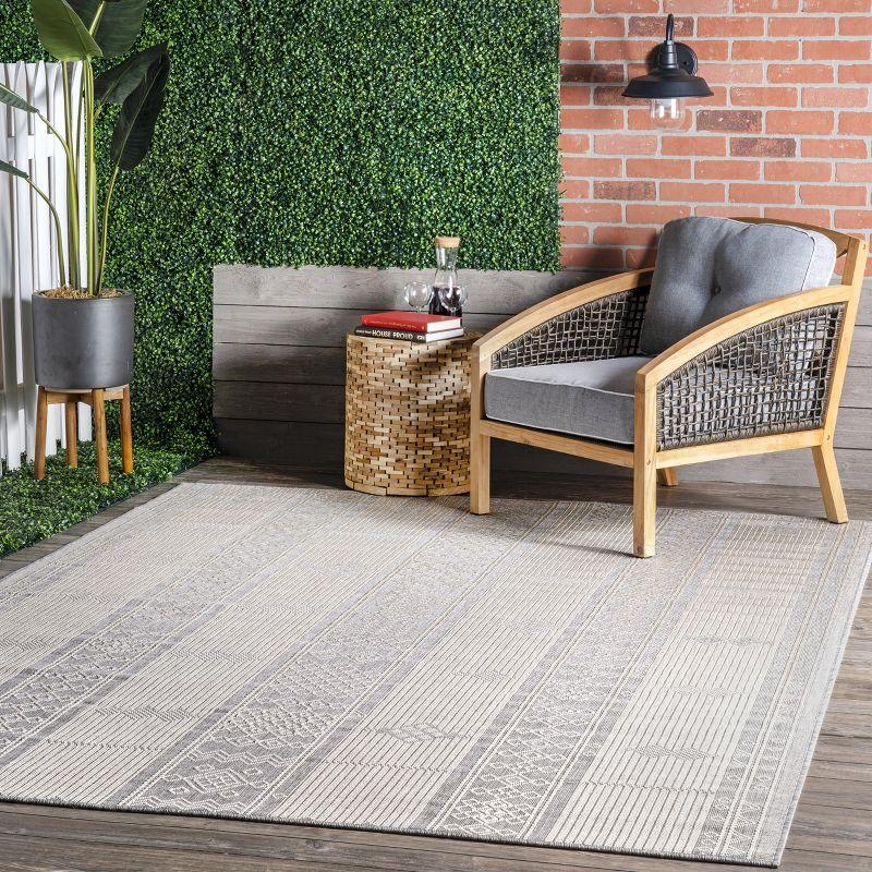 Leigh Light Gray Stripe Synthetic 5' x 8' Indoor/Outdoor Rug