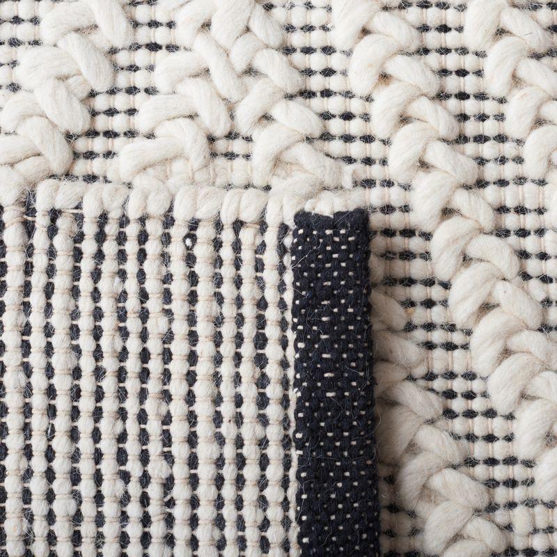 Natura NAT277 Flat Weave Indoor Area Rug - Ivory/Black - 6'x6' - Safavieh