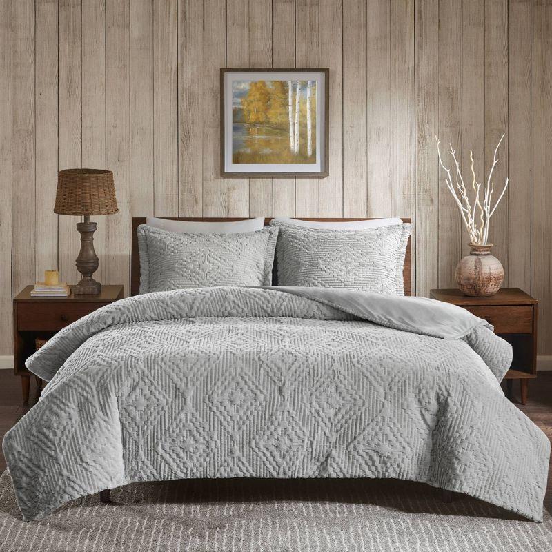 Woolrich Woolrich Teton Embroidered Plush Quilt Set