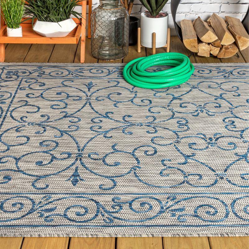 Charleston Vintage Filigree Textured Weave Indoor/Outdoor Area Rug  - JONATHAN Y