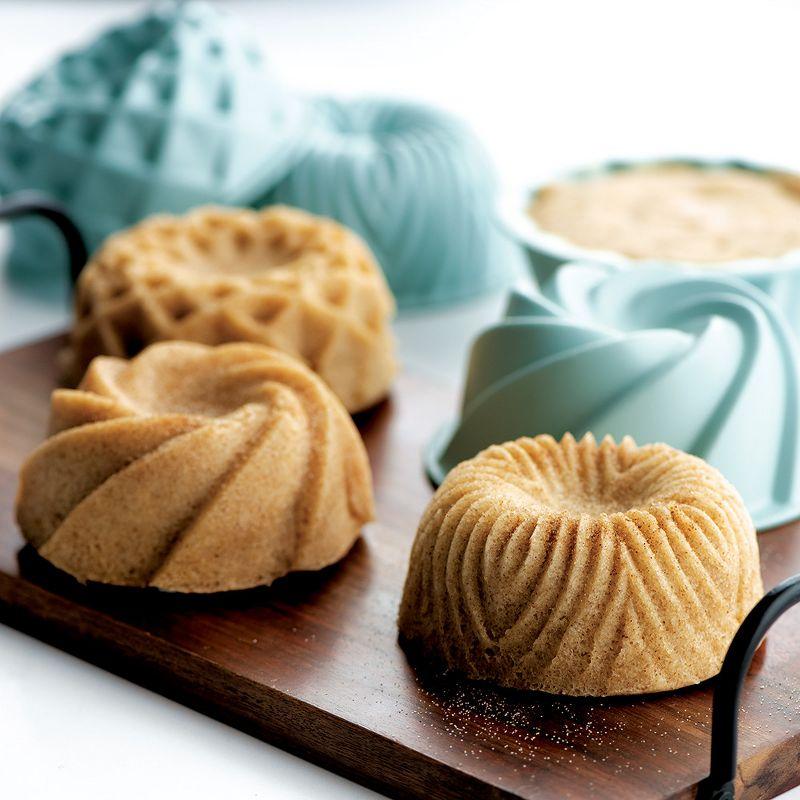 Nordic Ware Non-Stick Bundt Micro Mini-New (Set of 4)