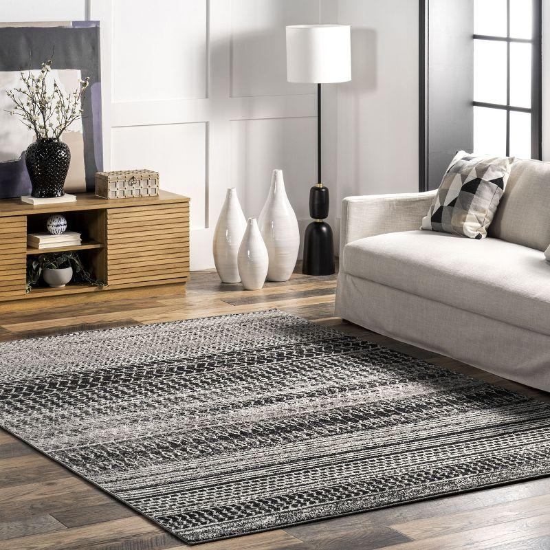 Nuloom Nova Striped 5x7 Indoor Area Rug for Living Room Bedroom Dining Room Kitchen, Dark Grey/Ivory