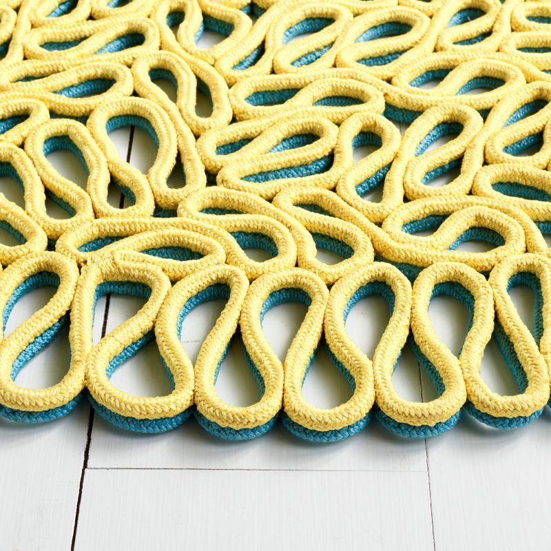 Novelty NOV701 Hand Knotted Area Rug - Yellow/Blue - 6' Round - Safavieh.