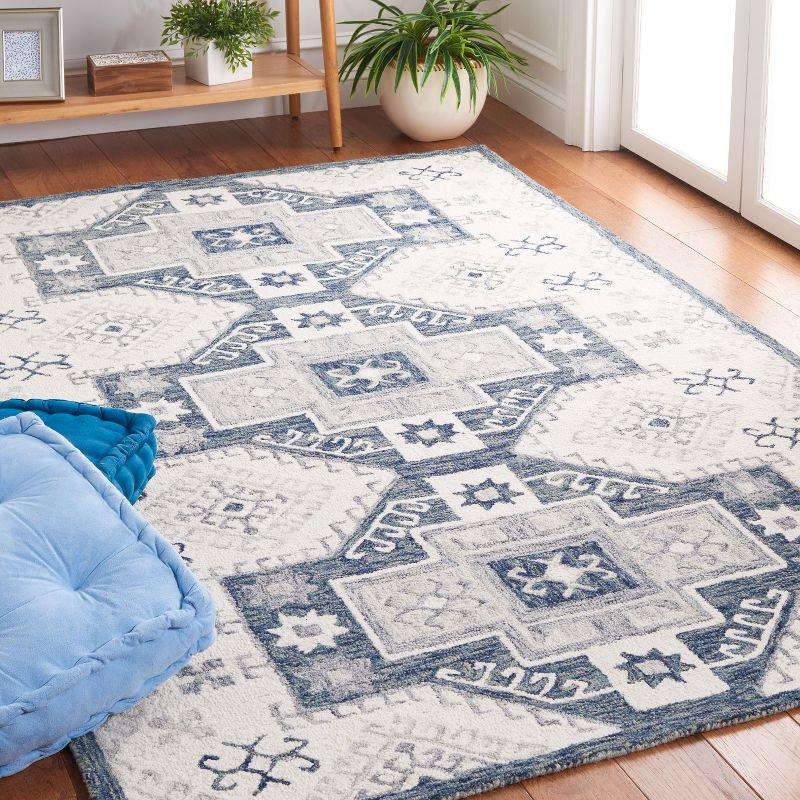 Metro MET479 Hand Tufted Area Rug  - Safavieh