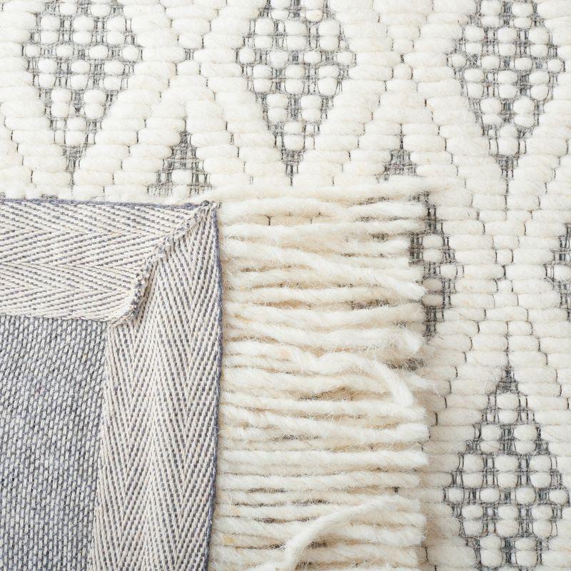 Natura NAT865 Hand Woven Indoor Area Rug - Ivory/Grey - 4'x6' - Safavieh