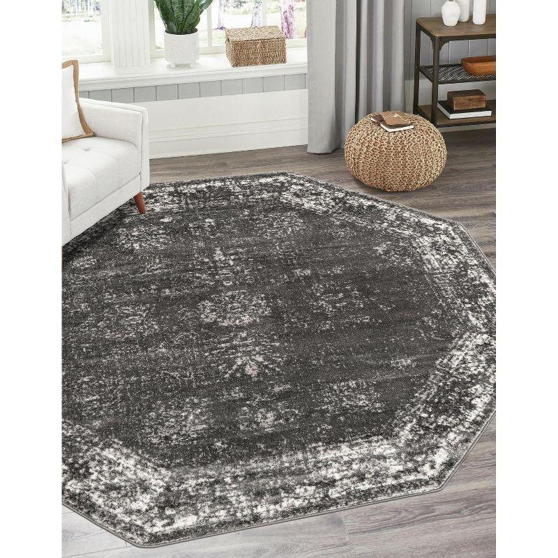 Casino Sofia Octagon Easy-Care Stain-Resistant Rug in Dark Gray