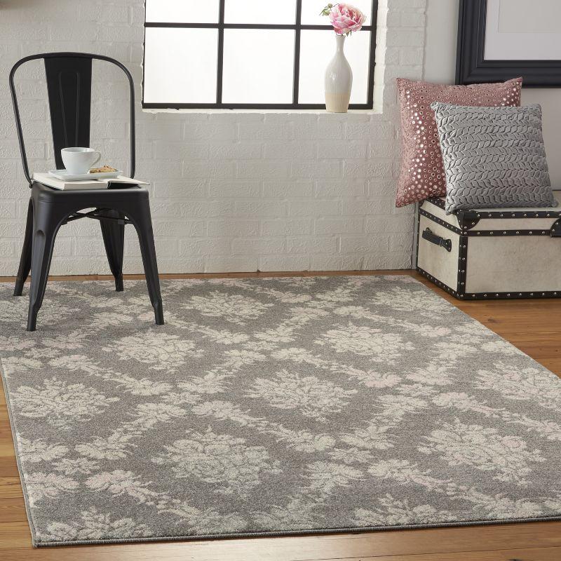 Elegant Floral Lattice Grey/Pink Synthetic Area Rug 5'3" x 7'3"