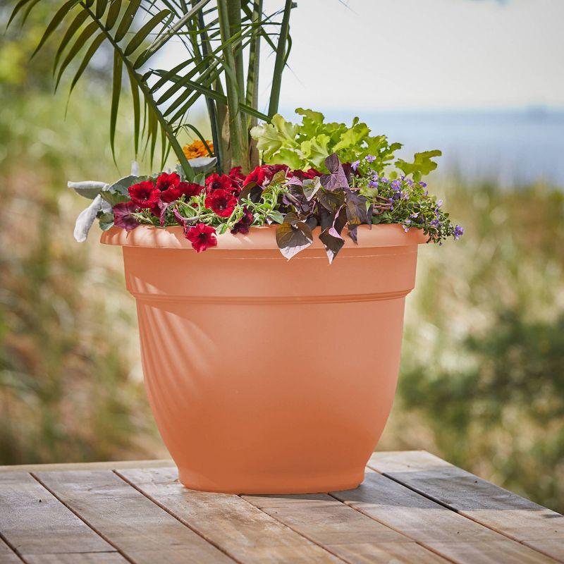 Ariana Self-Watering Indoor/Outdoor Planter - Bloem