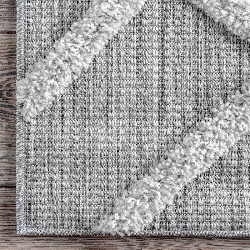 Nuloom Carly Raised Fishnet Trellis Indoor Area Rug, 5' x 8', Gray